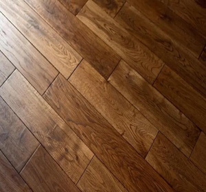 Herringbone spc flooring vs wood flooring, which is better?